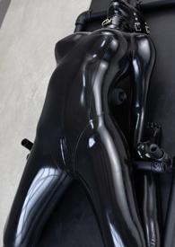 变装各色拘束玩偶视频